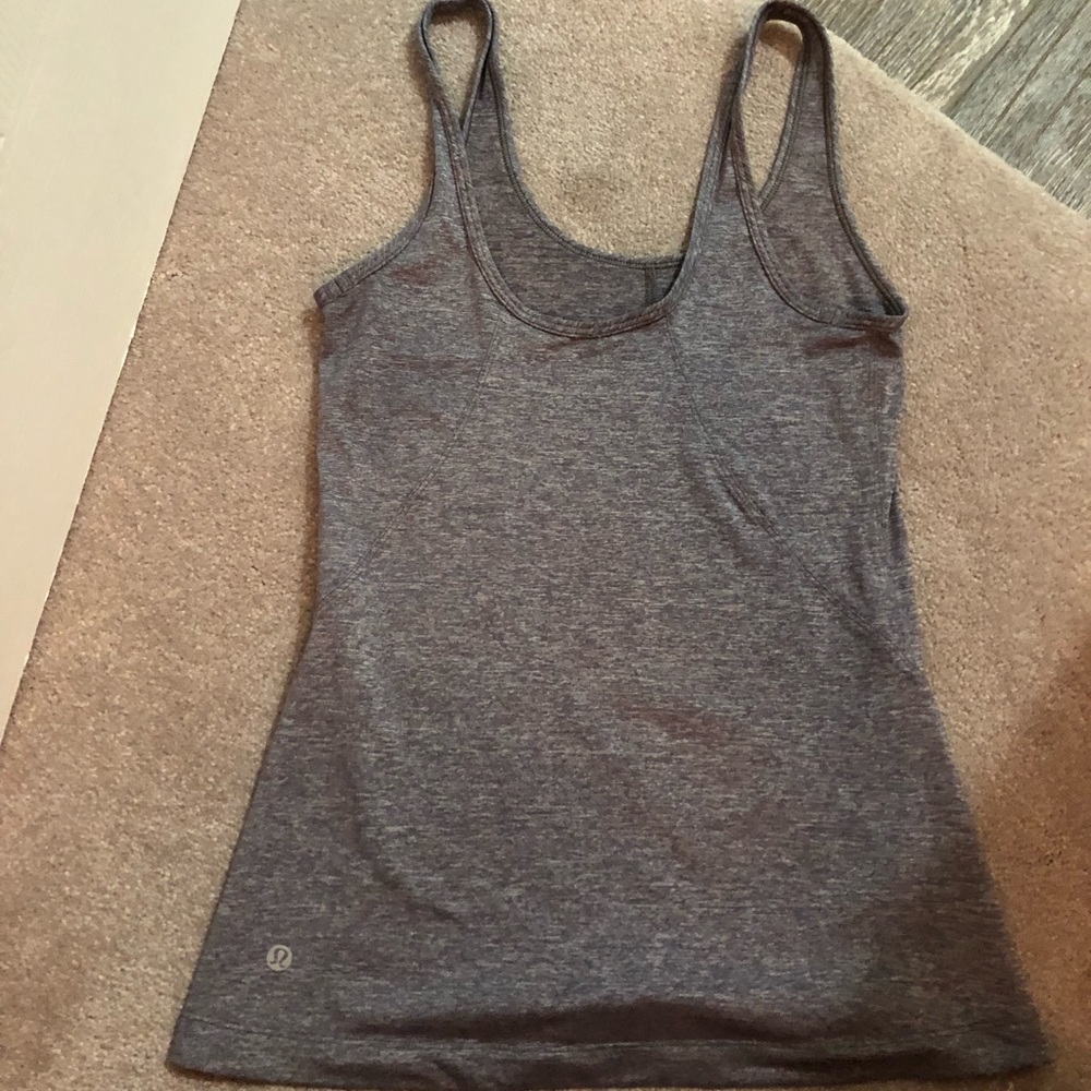 Lululemon tank top